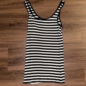 Old Navy Medium Black and White Striped Tami Tank PreWorn